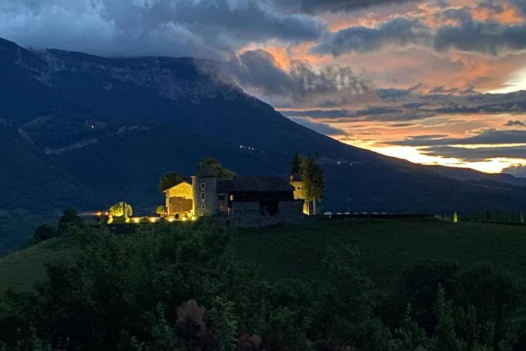 Au Calme Avec Vue Magnifique A Saint Maximin Lägenhet Exteriör bild